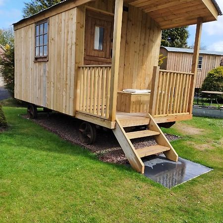 Lucker Mill Shepherds Huts Екстер'єр фото