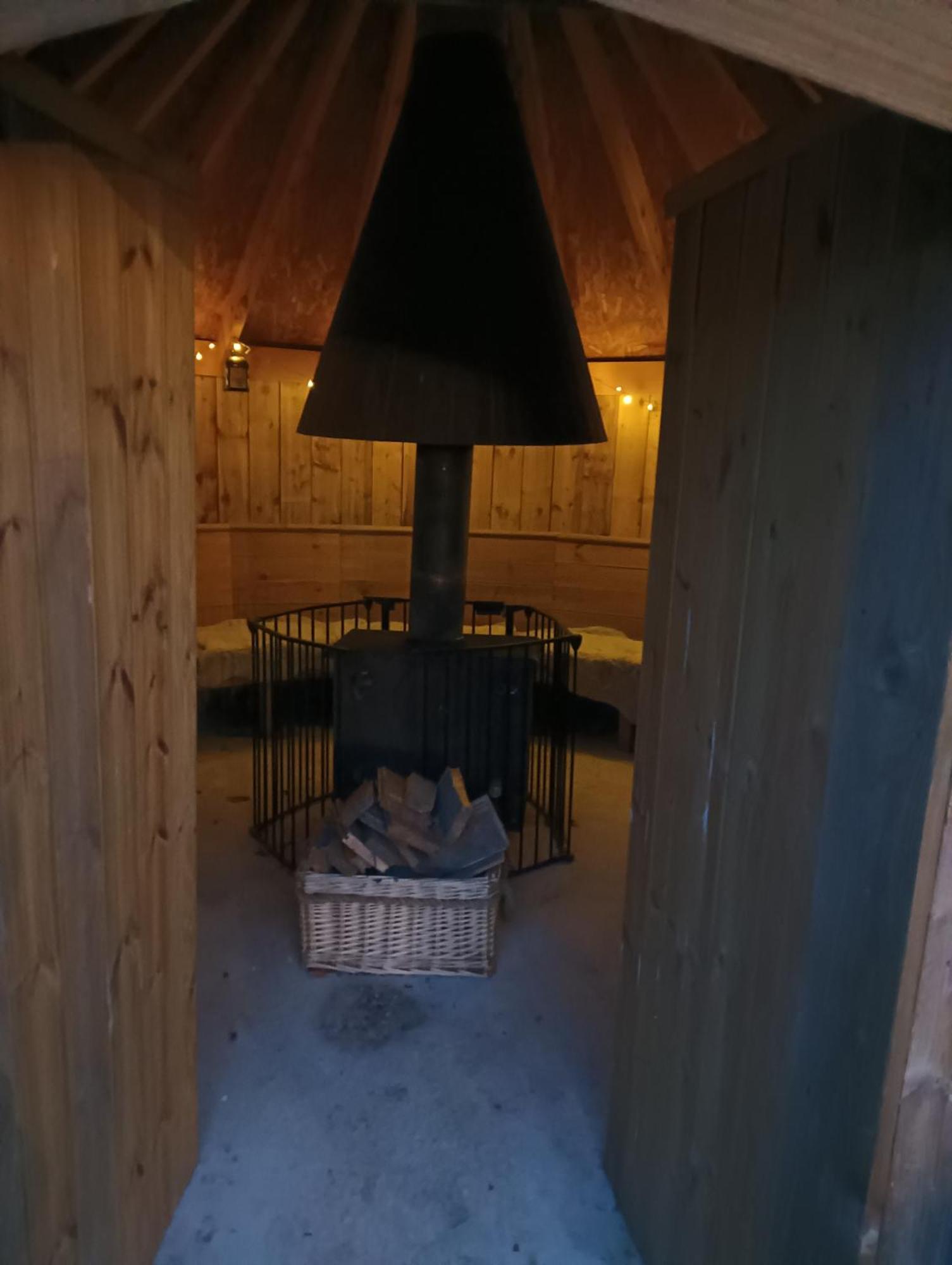 Lucker Mill Shepherds Huts Екстер'єр фото